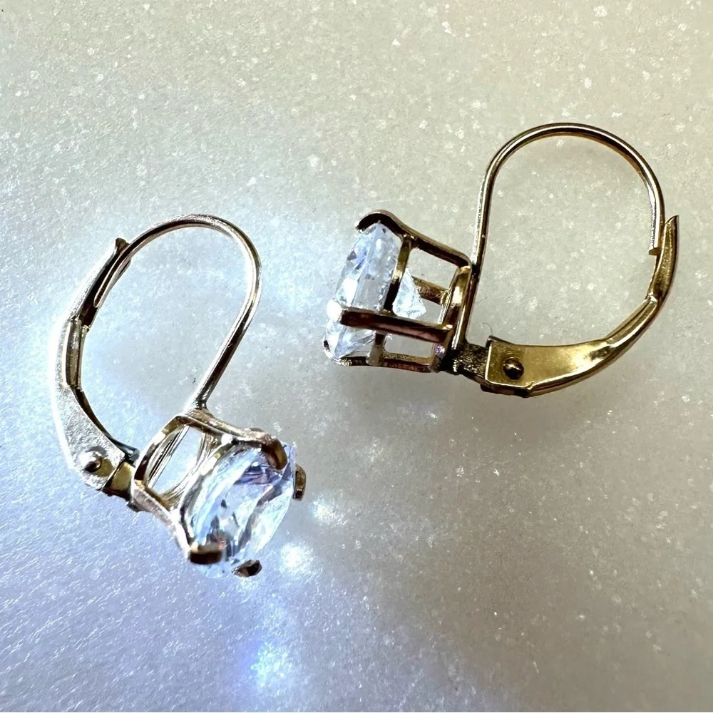 10k Solid Yellow Gold Leverback Round Brilliant CZ Cubic Zirconia Earrings 1.52g